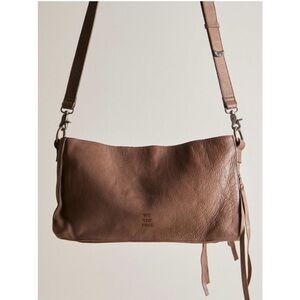NWT FREE PEOPLE We The Free Dixon Crossbody / Desert Taupe